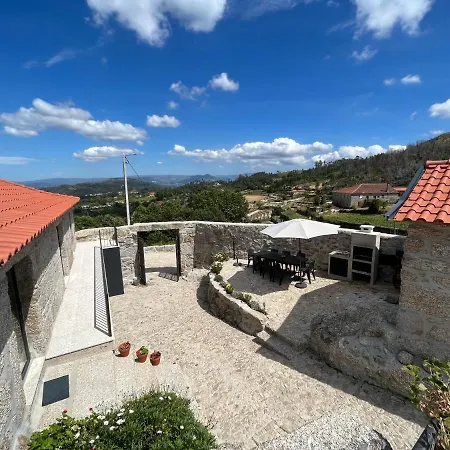 Seara - Casas Da Vinha بيت ضيافة 3*