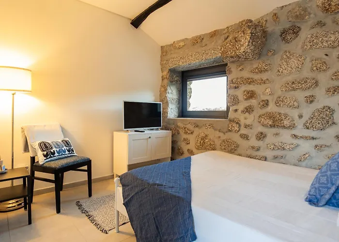 Seara - Casas Da Vinha 3*